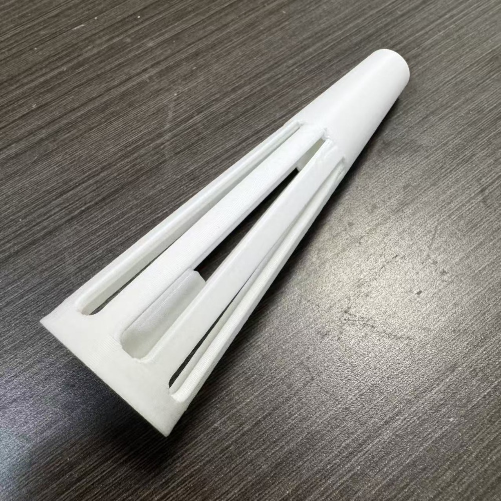 3D Printing Aluminium - 3D 프린팅된 원뿔형 실 스풀 홀더,