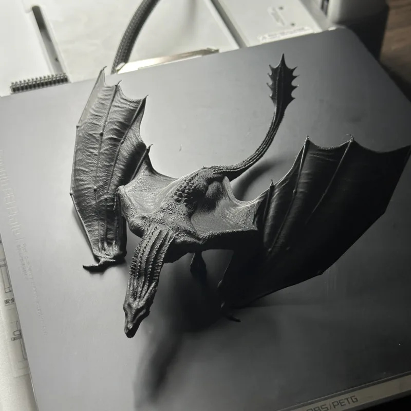 3D Printing For Dummies - 3D 프린팅된 용 모형 레진 날아다니는